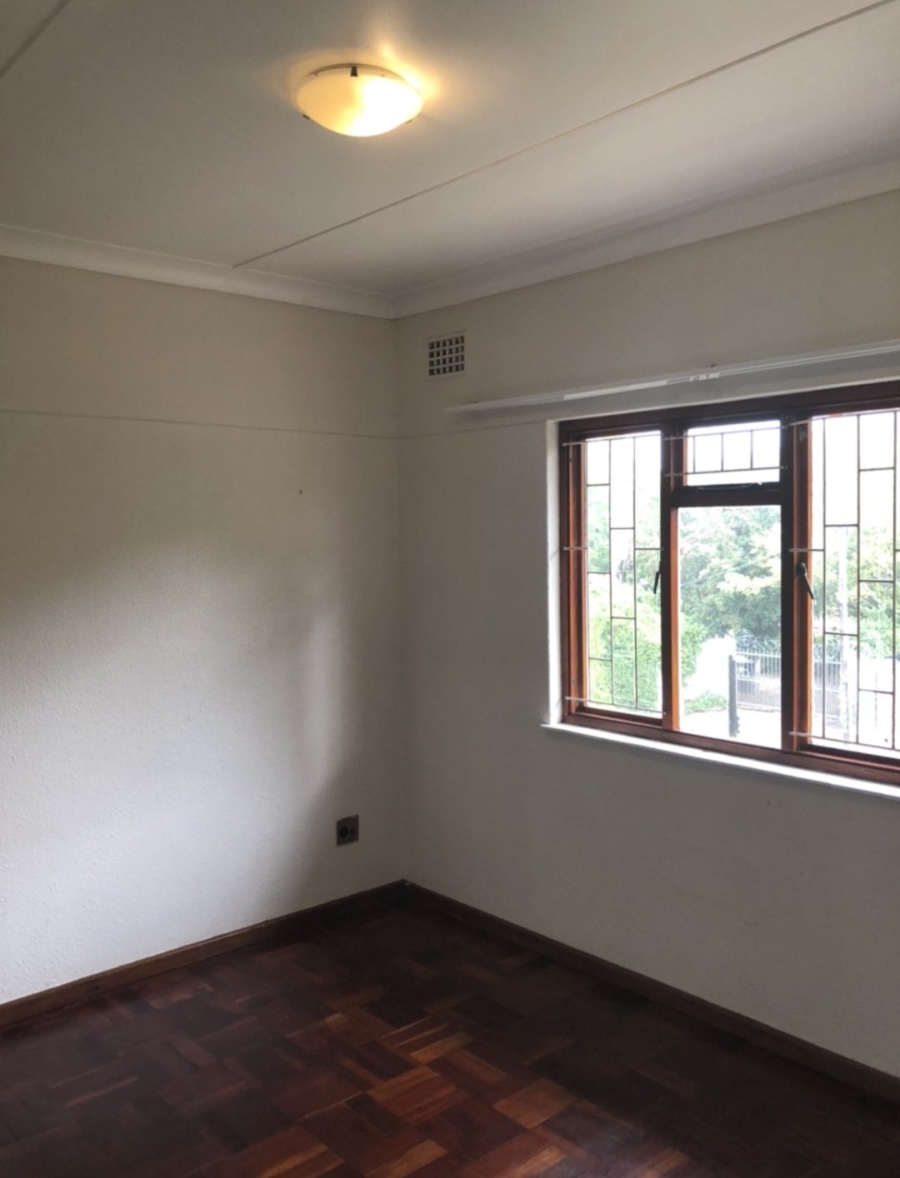 To Let 4 Bedroom Property for Rent in Kenilworth Western Cape